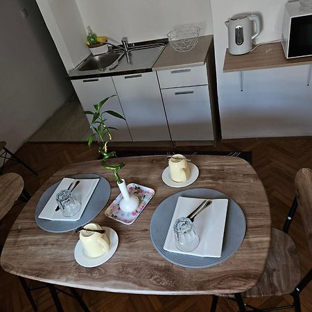 " Bela" Room & Breakfast Icici Exterior photo